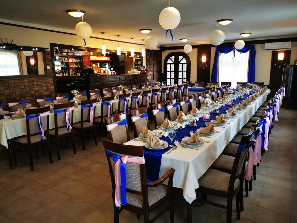 Patyi Etterem Es Hotel Bögöte Εξωτερικό φωτογραφία