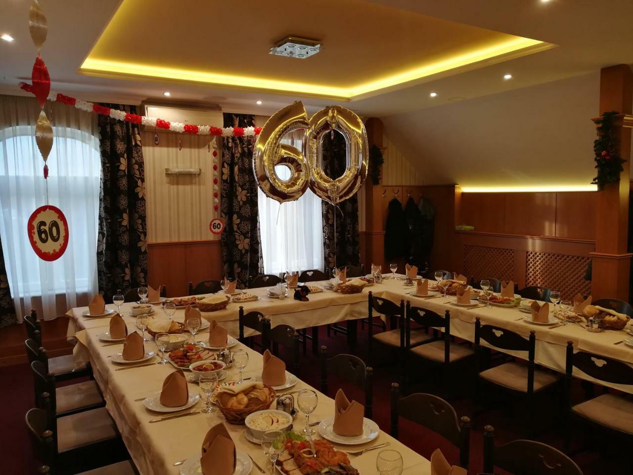 Patyi Etterem Es Hotel Bögöte Εξωτερικό φωτογραφία
